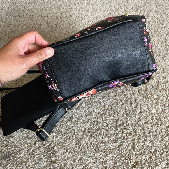 Juicy Couture Garden Backpack w/ Pouch - Picture 14 of 16